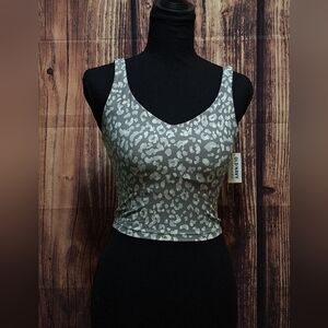 Old Navy Gray Cheetah Print Workout Top Size Small! NWT.